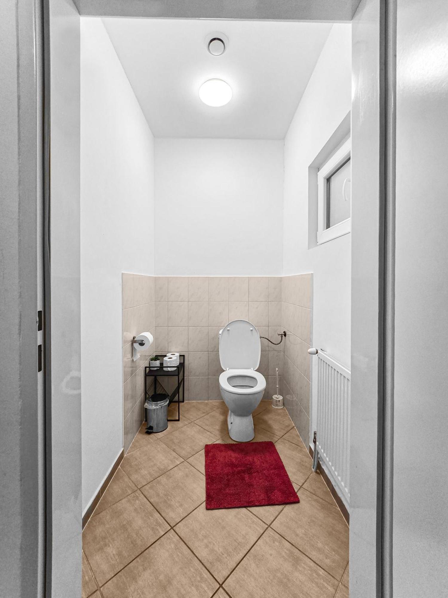 Three-Bedroom, Three King-Size Bed Retreat Виена Екстериор снимка